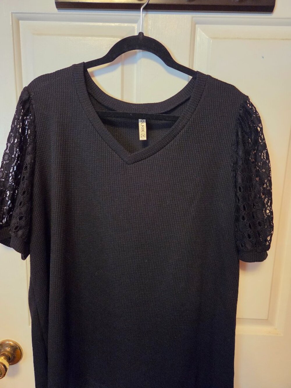 OLRIK PULLOVER VNECK SWEATER/SHORT SLEEVES